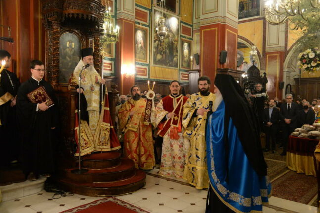 Πάτρα: Με λαμπρότητα ο Μέγας Πανηγυρικός Εσπερινός για την εορτή του Ευαγγελισμού της Θεοτόκου