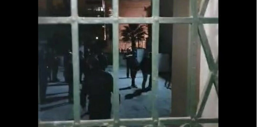 ΕΚΠΑ: Εκκενώθηκε η κατάληψη στην πρυτανεία - Εννέα προσαγωγές από την αστυνομία ΒΙΝΤΕΟ
