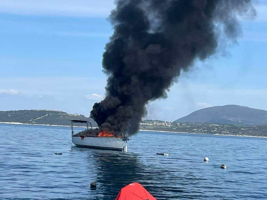 Λευκάδα: Φωτιά σε ιστιοπλοϊκό σκάφος - ΦΩΤΟ