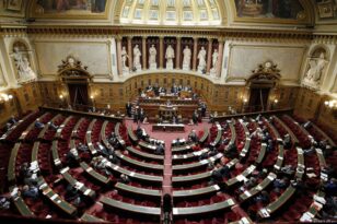 Γαλλία: Καταγγέλλει την πολιτική εκφοβισμού των δημοσιογράφων που ασκεί το Κρεμλίνο