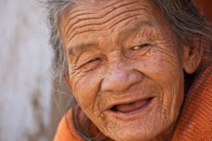 Πέθανε η γηραιότερη γυναίκα του κόσμου σε ηλικία 128 ετών - Είχε ζήσει σε τρεις διαφορετικούς αιώνες