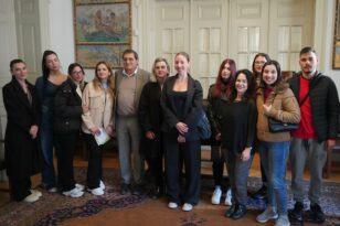 Πάτρα: Εκπαιδευτική επίσκεψη του Δημοσίου Πειραματικού ΙΕΚ στο Δημαρχείο και συνάντηση με τον Κ. Πελετίδη