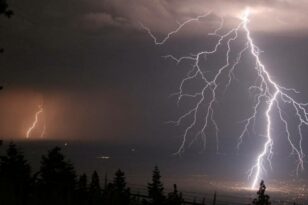ΕΜΥ: Έρχονται καταιγίδες μετά τον καύσωνα - Πώς αλλάζει το σκηνικό του καιρού - Έκτακτο δελτίο