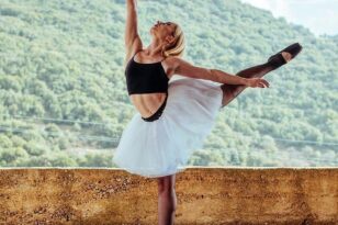 Η Μαρία Κίκινα και το φωτογραφικό project στο Σανατόριο – Η Πατρινή χορεύτρια στην «Π» ΦΩΤΟ
