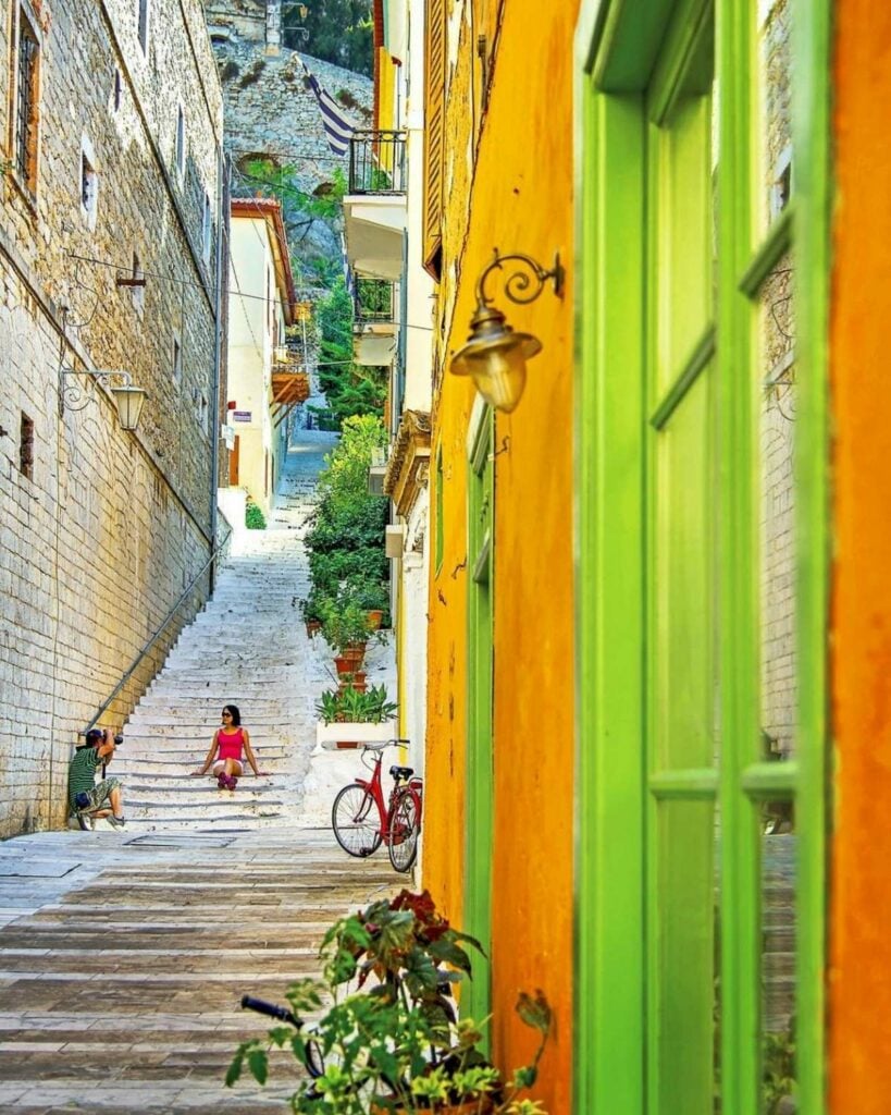Ανοιξιάτικες αποδράσεις: 3+3 προτάσεις για όμορφα ταξίδια στην Πελοπόννησο