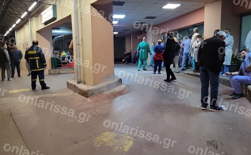 Τέμπη: Σκηνές αρχαίας τραγωδίας στα νοσοκομεία της Λάρισας με συγγενείς νεκρών - ΦΩΤΟ