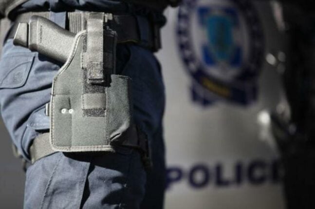 Αίγιο: Βρέθηκε το «χαμένο» πιστόλι αστυνομικού - Πού εντοπίστηκε