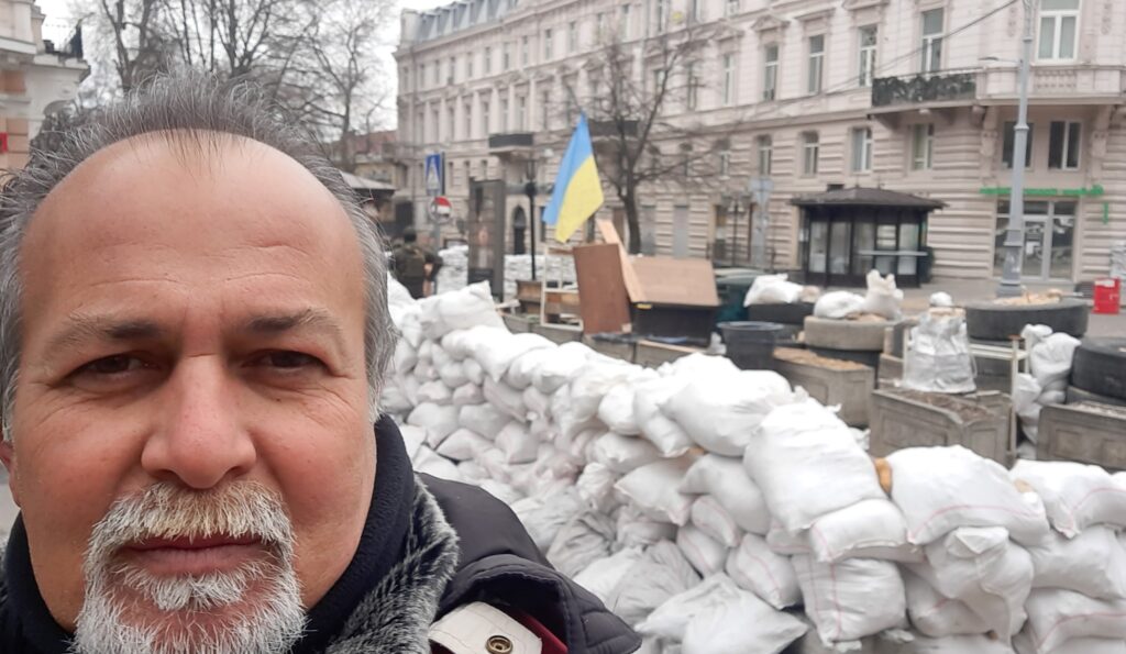 ΑΦΙΕΡΩΜΑ - Γιώργος Παυλάκης: Ο Μεσολογγίτης εικονολήπτης που βρέθηκε στην Ουκρανία μιλά στην «Π» και καθηλώνει
