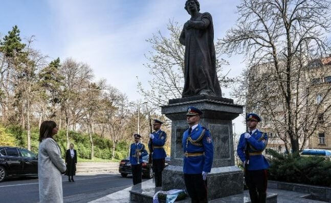 Καρράς