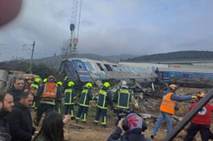 Σύγκρουση τρένων στα Τέμπη: Την Πέμπτη στον εισαγγελέα ο σταθμάρχης – «Ήταν η κακιά ώρα»