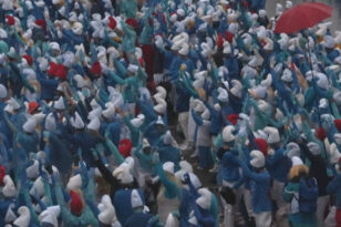 Γαλλία: Χιλιάδες Στρουμφάκια συγκεντρώθηκαν για ένα ρεκόρ Γκίνες ΦΩΤΟ ΒΙΝΤΕΟ