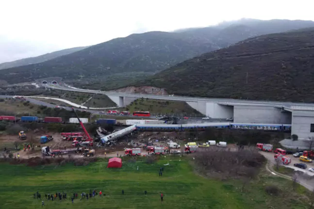 Νέο ΒΙΝΤΕΟ-ντοκουμέντο λίγο πριν τη τραγωδία στα Τέμπη: Καρέ-καρέ η μοιραία πορεία των τρένων