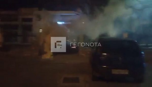 Bόλος: Επεισόδια με πέτρες και καπνογόνα στην πορεία για τα Τέμπη