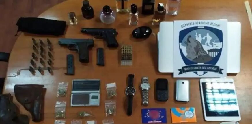 Συνελήφθη 43χρονος που έκλεψε χρηματοκιβώτιο στο Κολωνάκι - Τι είχε κάνει για να τον «χάσουν» οι Αρχές