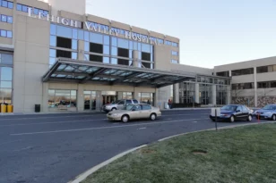 Πενσυλβάνια: Καρκινοπαθής μήνυσε νοσοκομείο για διαρροή γυμνών της φωτογραφιών