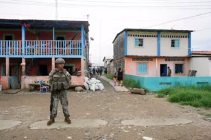 Ισημερινός: Εννέα νεκροί μετά από επίθεση ενόπλων σε Ψαροχώρι