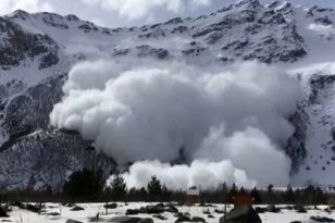 Γαλλία: Τέσσερις άνθρωποι σκοτώθηκαν από χιονοστιβάδα