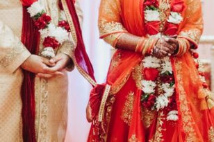 «Φονικό» γαμήλιο δώρο: 33χρονος Ινδός έστειλε ...εκρηκτικά στο γάμο της πρώην του - Νεκρός ο γαμπρός και ο αδελφός του