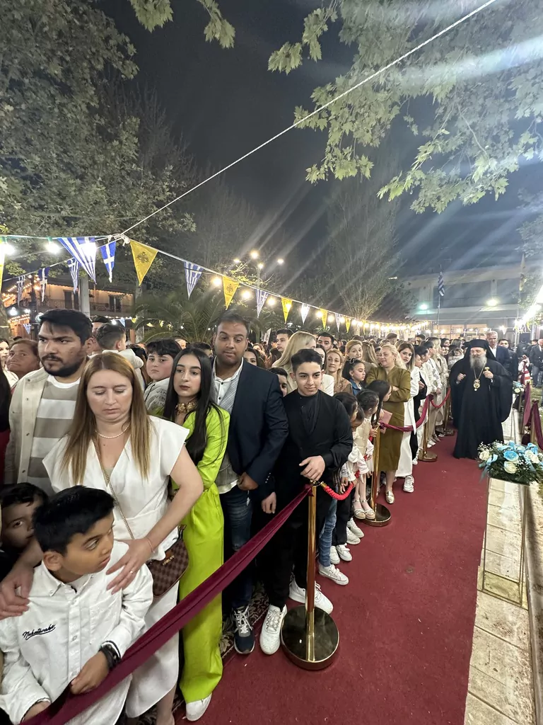 Κοσμοσυρροή στην μεγάλη εορτή των τσιγγάνων στην Κάτω Αχαΐα παρουσία του Μητροπολίτη Πατρών