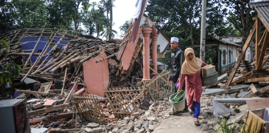 Ινδονησία: Ισχυρός σεισμός στα νησιά Κεπουλαουάν Μπατού - Προειδοποίηση για τσουνάμι
