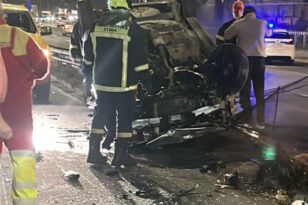 Αθηνών - Κορίνθου: Καραμπόλα οχημάτων, το ένα εκτοξεύθηκε στο αντίθετο ρεύμα - ΦΩΤΟ - ΒΙΝΤΕΟ
