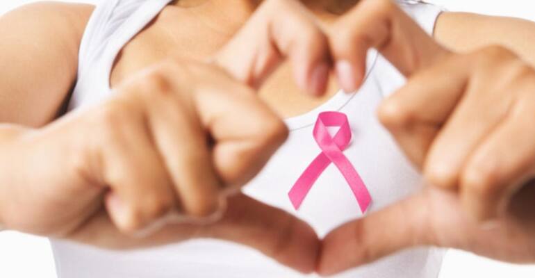 Αλμα Ζωής Αχαΐας: 169 γυναίκες εξετάστηκαν και ενημερώθηκαν για τον καρκίνο του μαστού - ΦΩΤΟ