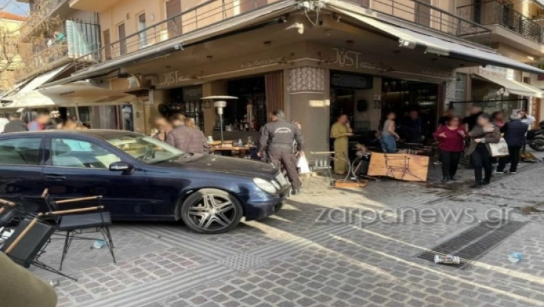 Χανιά: Η στιγμή που ένα αυτοκίνητο «μπουκάρει» σε καφετέρια! ΦΩΤΟ - ΒΙΝΤΕΟ