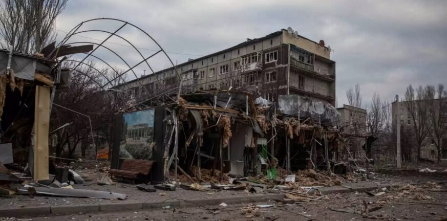 Ουκρανία: Η Ρωσία εντείνει τους βομβαρδισμούς στην Μπαχμούτ – «Η πόλη έχει μετατραπεί σε ερείπια»