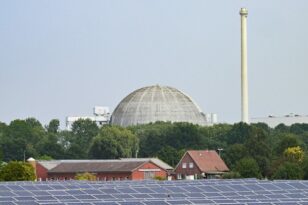 Πυρηνικά εργοστάσια στη Γερμανία: Εναντίον του κλεισίματός τους τάσσεται η πλειοψηφία των πολιτών,