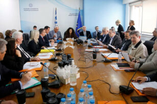 Διαφωνία στη Διακομματική Επιτροπή για το debate - Ο ΣΥΡΙΖΑ επιμένει σε δύο