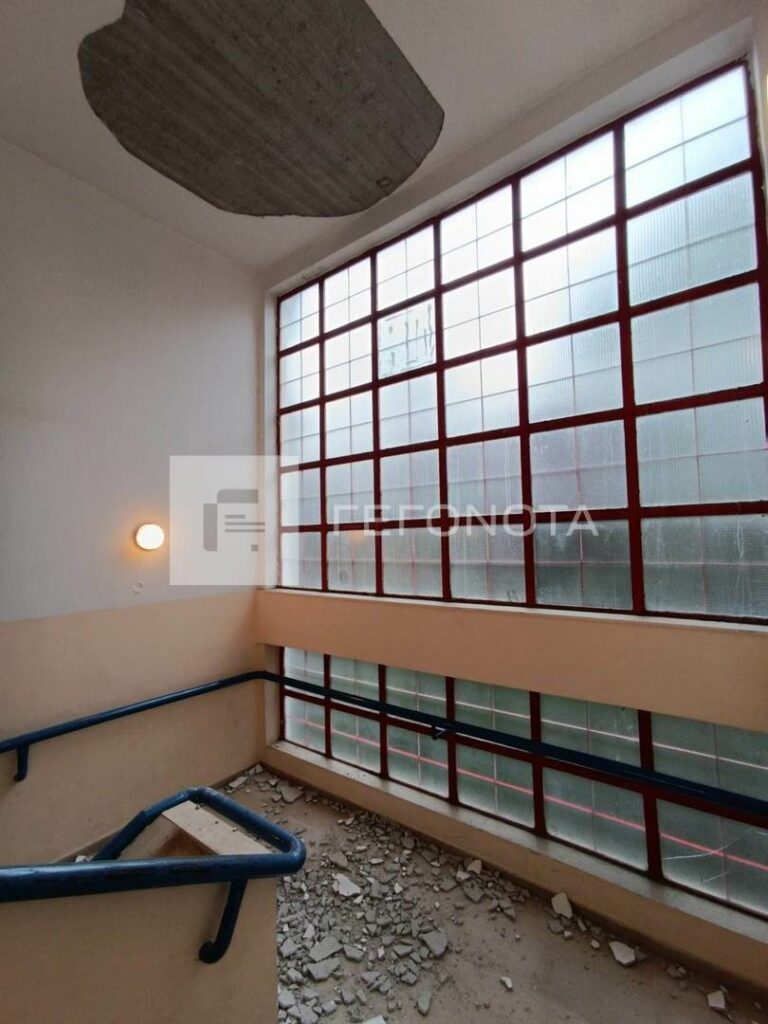Βόλος: Υπό κατάρρευση σχολεία της πόλης - Πέφτουν σοβάδες από ταβάνια ΦΩΤΟ