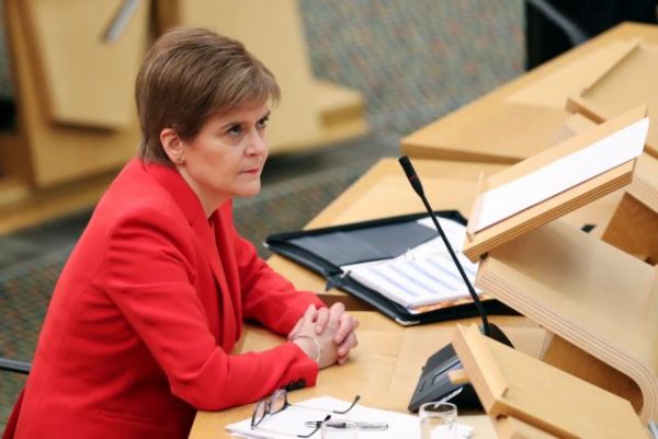 Σκωτία: Συνελήφθη ο σύζυγος της πρώην πρωθυπουργού Νίκολα Στέρτζον