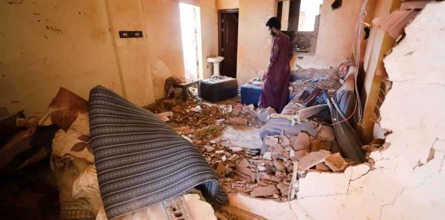 Σουδάν: Εικόνες βιβλικής καταστροφής στο Χαρτούμ - ΒΙΝΤΕΟ με εικόνες που σοκάρουν 