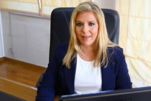 Συρεγγέλα: «Ο ΣΥΡΙΖΑ παραπληροφορεί για το δίκτυο δομών της χώρας που στηρίζει κακοποιημένες γυναίκες»