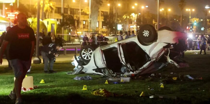 Τελ Αβίβ: Η στιγμή της τρομοκρατικής επίθεσης με αυτοκίνητο και η «εξουδετέρωση» του δράστη