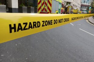 Βρετανία: Πήρε το μαχαίρι και επιτέθηκε έξω από κλαμπ - Ένας νεκρός και επτά τραυματίες 