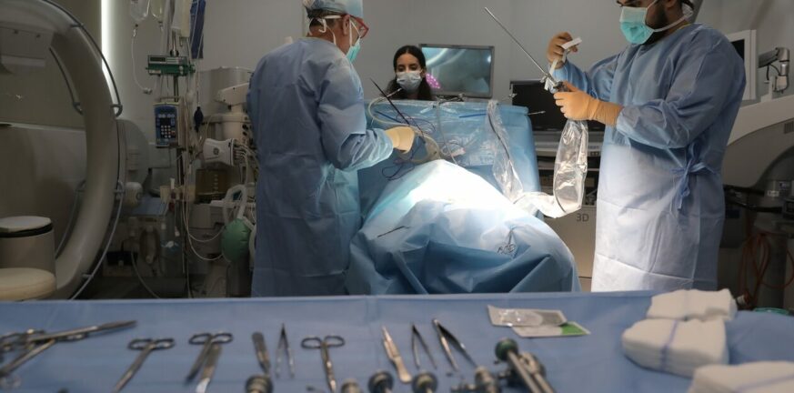 Κρήτη: Ξέχασαν γάζα σε κοιλιά γυναίκας μετά από καισαρική