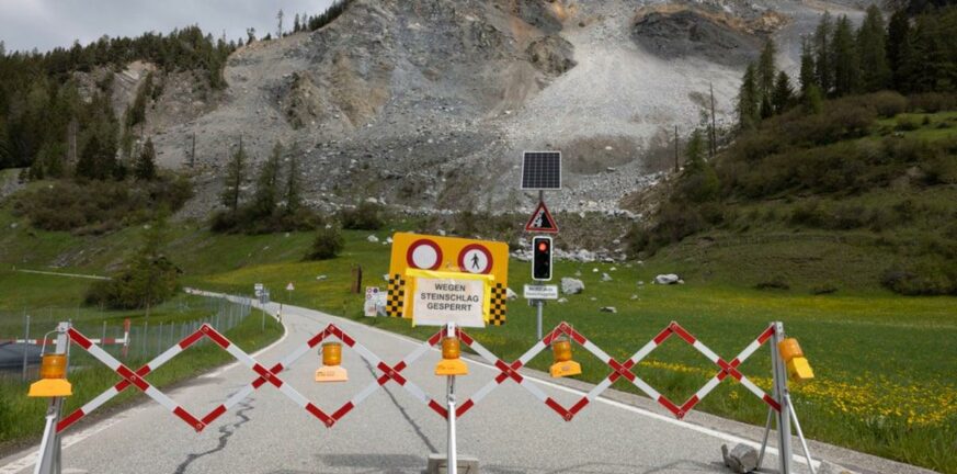 Ελβετία: Εκκενώνεται χωριό λόγω κατολίσθησης