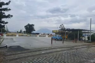 Πάτρα - Μόλος Αγίου Νικολάου: Ξήλωσαν πινακίδες, έρχονται μέτρα για την ασυδοσία οδηγών