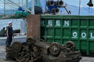 Πάτρα - Παλιό λιμάνι: Βρέθηκε στον βυθό αυτοκίνητο «φάντασμα»