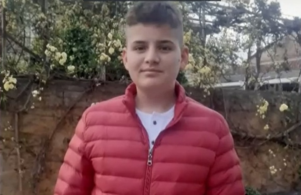 Αγρίνιο - Συγκινεί η μητέρα του 14χρονου Γαβριήλ: «Τον περιμένω να γυρίσει από το σχολείο»