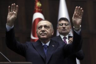 Εκλογές στην Τουρκία: Το μήνυμα του Ερντογάν για τον δεύτερο γύρω και το «ευχαριστώ»