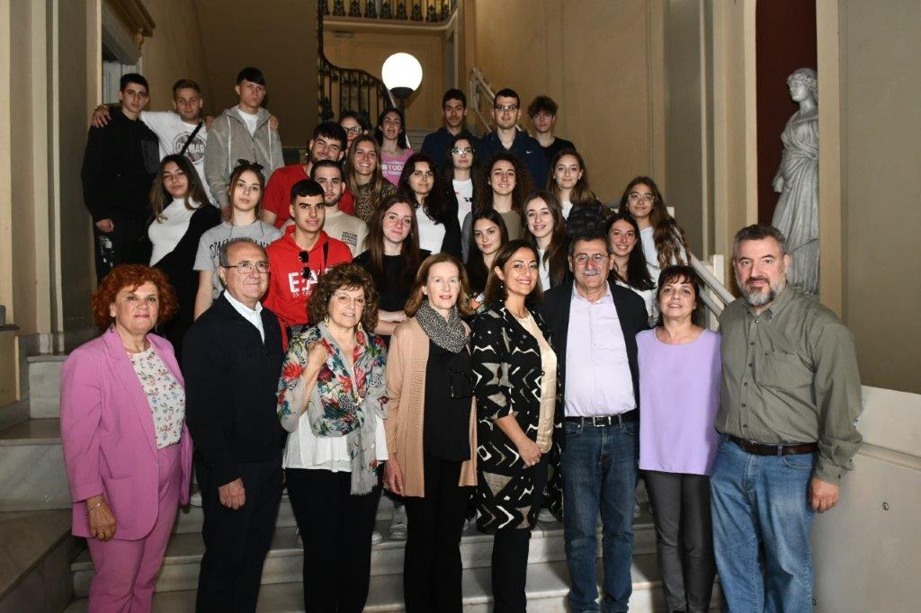 Πάτρα: Αντιπροσωπεία από την Ιταλία στον Δήμαρχο - Ξεκινά η έκθεση «Φύλακες της Μνήμης»