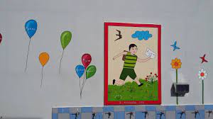 Πάτρα - Γιώργος Κατσιπόδος: Ο «Παππούς των Παιδιών» που ζωγράφισε τα σχολεία και τα όνειρα τους στην «Π» - ΦΩΤΟ