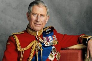 Βασιλιάς Κάρολος: Δημοσίευμα – βόμβα – «Οι γιατροί του είπαν πως έχει δύο χρόνια ζωής»