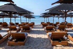Νέο καθεστώς στις παραλίες: Πόσες θα μείνουν χωρίς ομπρέλες