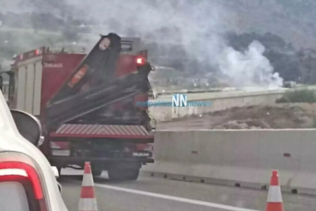 Κακιά Σκάλα: Αυτοκίνητο πήρε φωτιά - Προβλήματα στην κυκλοφορία ΒΙΝΤΕΟ
