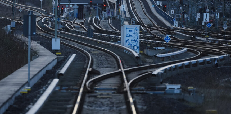 Υπουργείο Υποδομών και Μεταφορών: «Task Force» για την άμεση επίλυση ζητημάτων του σιδηροδρόμου