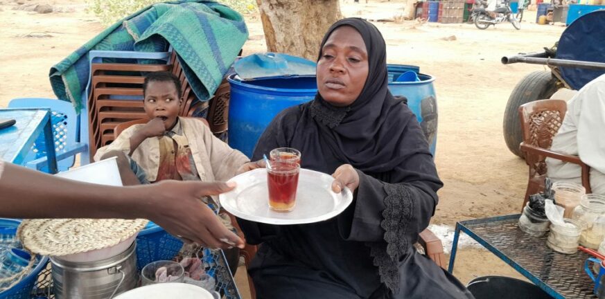 Πόλεμος στο Σουδάν: 100.000 πρόσφυγες – 334.000 εκτοπισμένοι λόγω των συγκρούσεων
