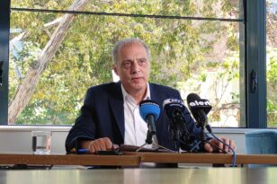 Εκλογές 2023 - Βελόπουλος: «Τα τρία κόμματα μαλώνουν για ένα πρόγραμμα που δεν έχουν»
